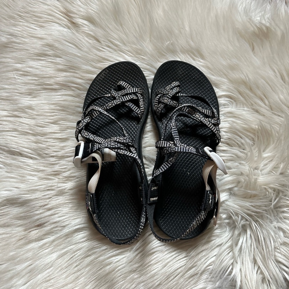CHACO Woman’s Black ZX2 Boost Strappy Hiking Sandals